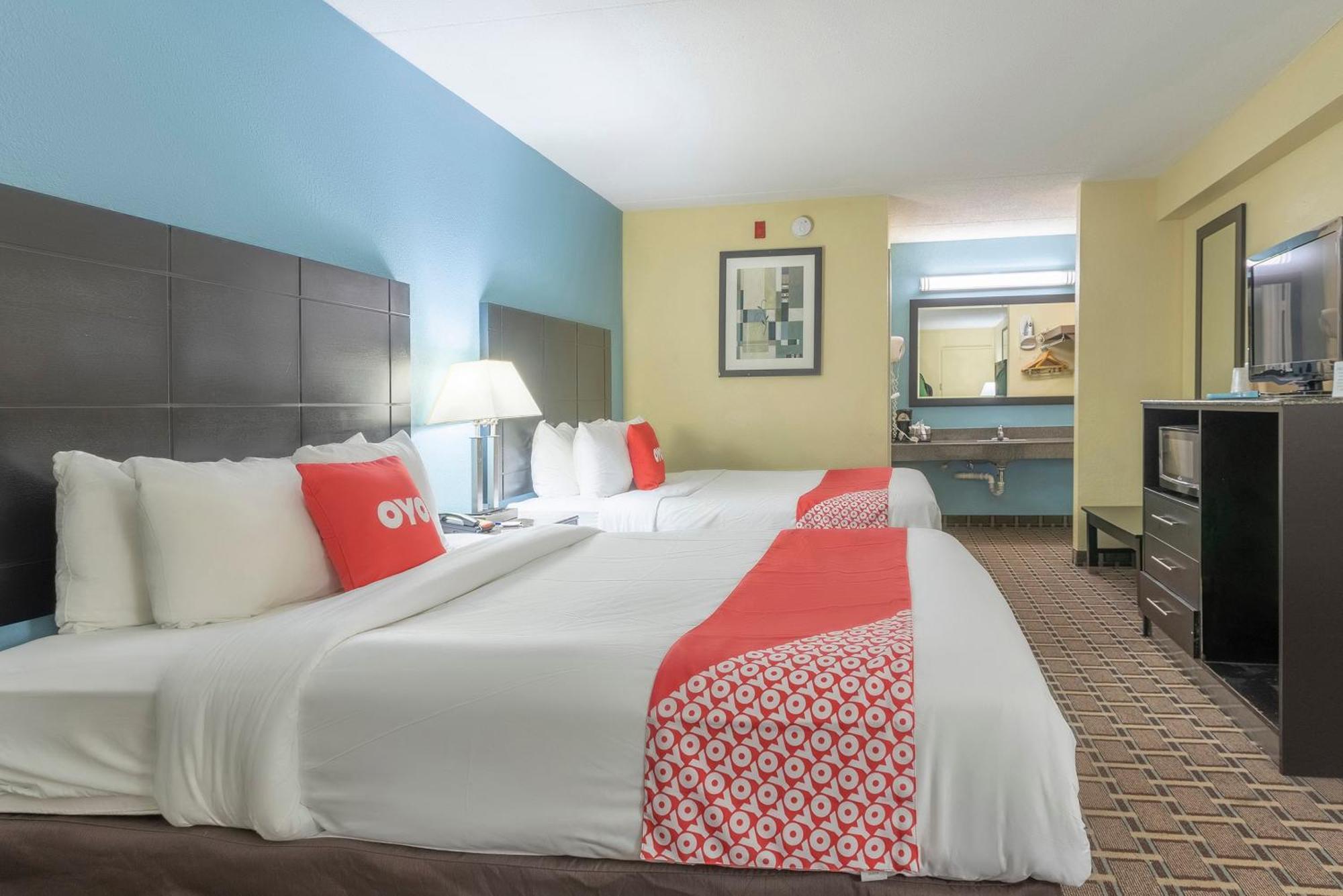 Oyo Hotel Knoxville Tn Cedar Bluff I-40 エクステリア 写真
